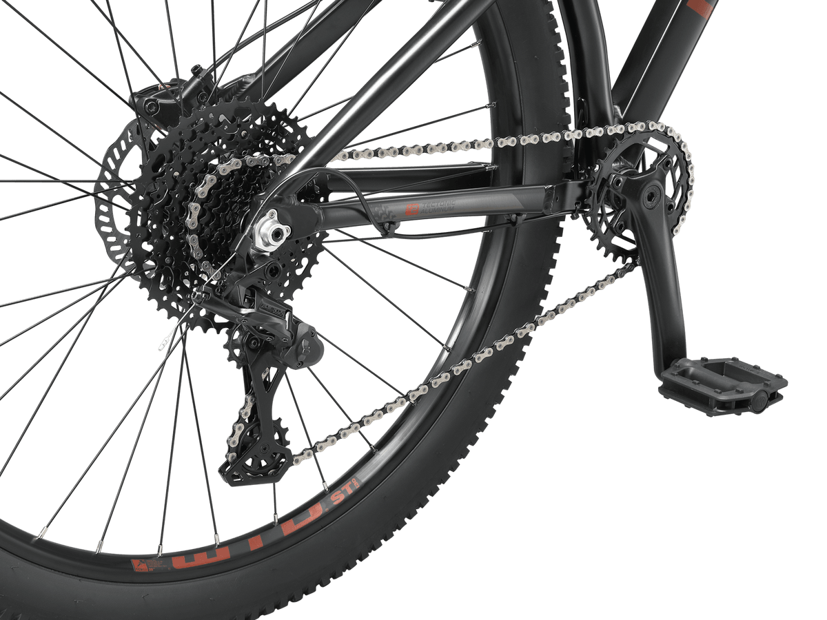Mongoose Switchback 3 27.5-inch Hardtail Mountain Bike