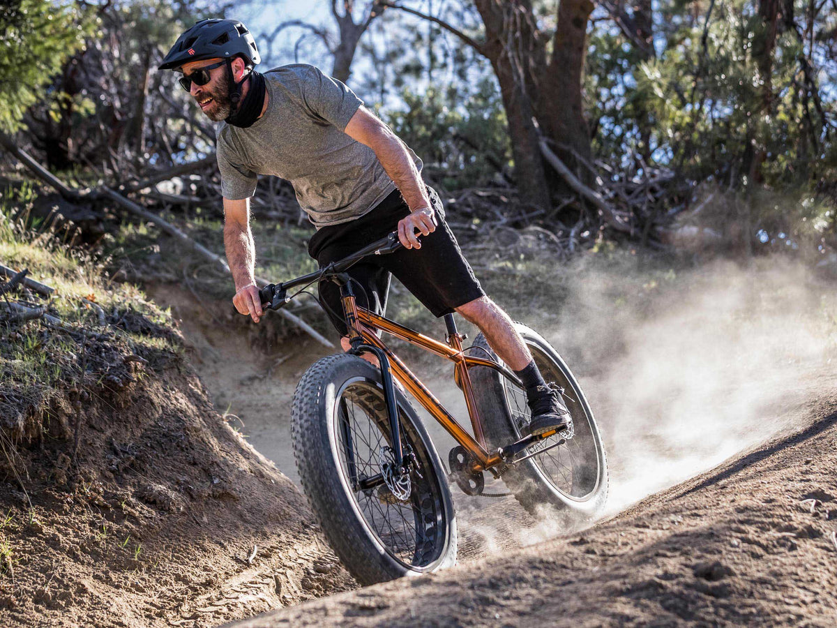 Mongoose Argus ST 26-inch Fat Tire Mountain Bike